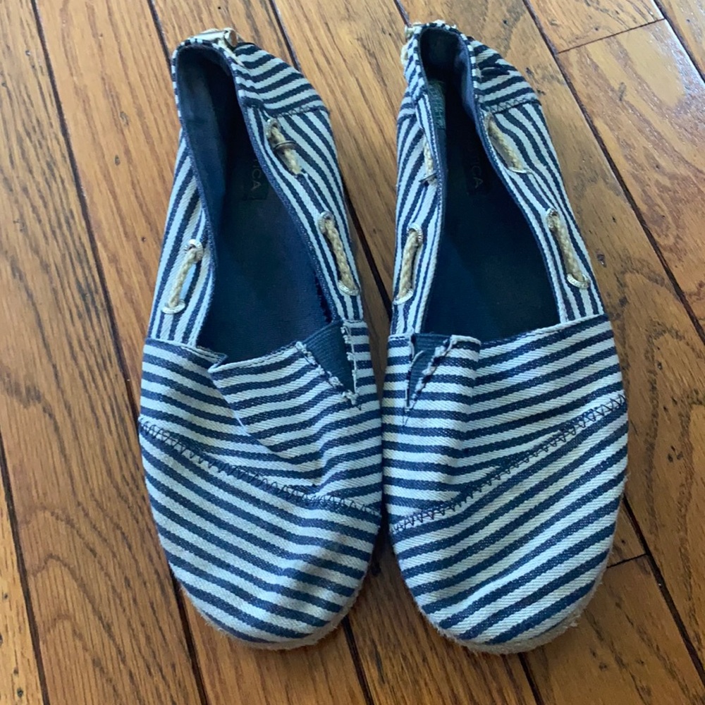 Nautica Slide Ons
